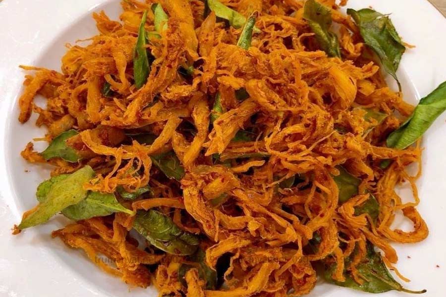 Thành phẩm món khô gà lá chanh ngon